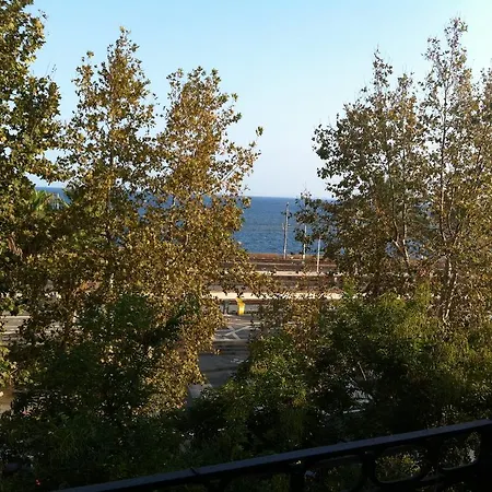 Platamone 3*