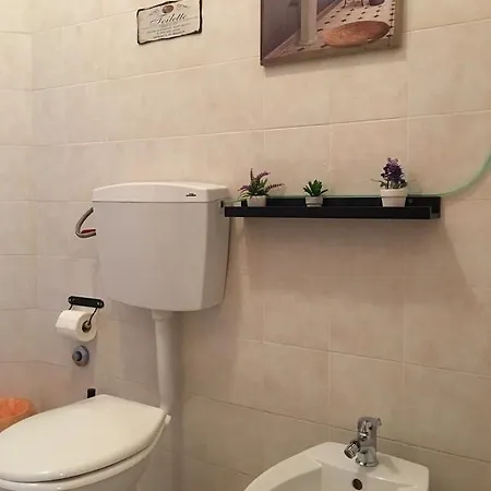 Bed & Breakfast Platamone 3*