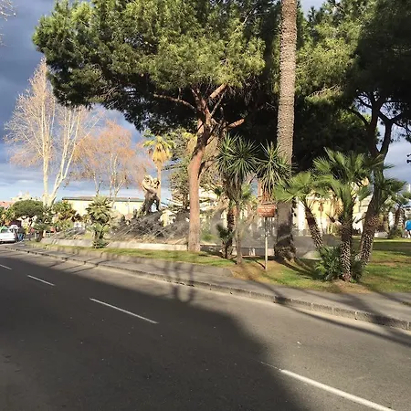 Bed and Breakfast Platamone
