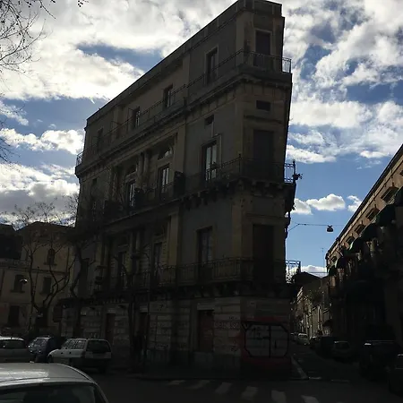 Bed & Breakfast Platamone Catania