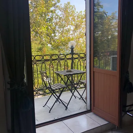 Platamone Bed & Breakfast 3*